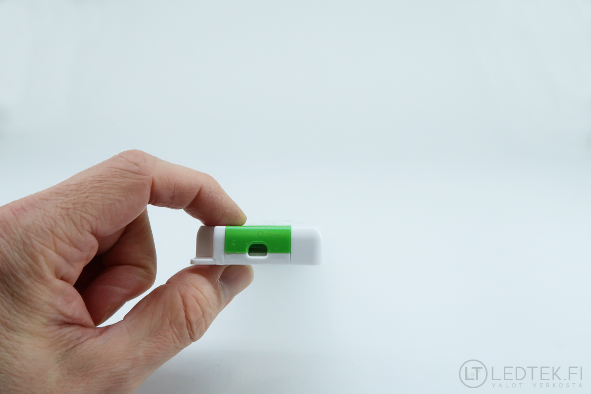 POS LED muuntaja 20W 24V DC – kompakti virtalähde LED-nauhoille