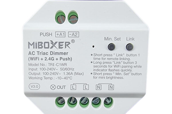 Langaton AC TRIAC-WIFI2.4G-PUSH etu1