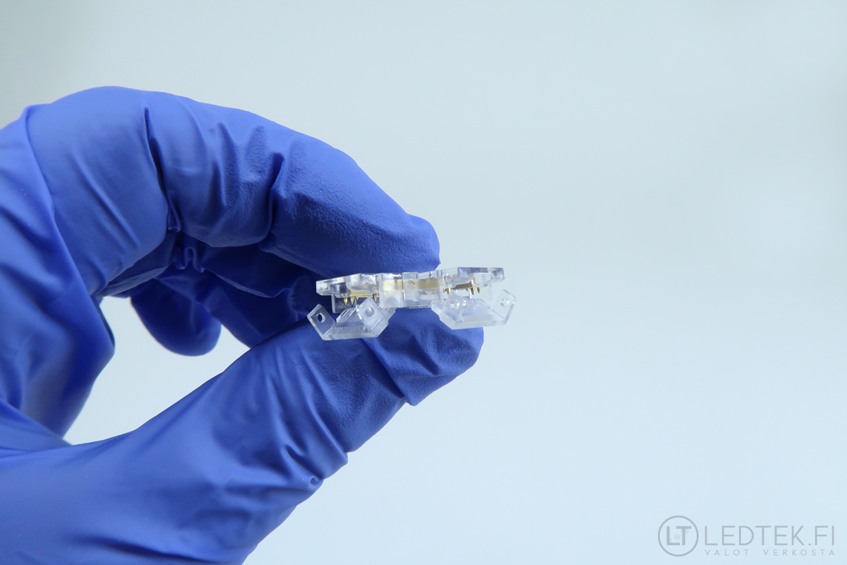 COB RGB LED-nauhan liitin