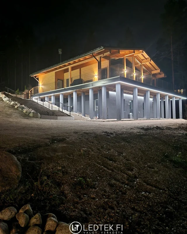 🌟✨ Valaise terassisi täydellisyyteen! ✨🌟

Tässä upeassa terassiprojektissa on käytetty meidän CRI90 COB LED-nauhaa (4000K), joka tarjoaa miellyttävän luonnollisen valon ja korostaa tilan kauneutta joka kulmasta. Nyt tämä laadukas LED-nauha on saatavilla Black Friday -hintaan! 💡🎉

💥 Tarjous voimassa rajoitetun ajan – älä jää paitsi! 💥

👉 Valaise koti, terassi tai mikä tahansa tila laadukkailla ja kestävillä LED-ratkaisuillamme. Meiltä saat tuotteet, jotka kestävät ja näyttävät hyvältä!

🔗 Tarjoukset löydät verkkokaupastamme 

#LEDvalaistus #Terassi #BlackFriday2024 #LEDtarjous #Valaistus #Sisustusideat #terassinvalaistus #terassivalaistus #Inspiraatio #Valaistusratkaisut #ledtekfi #KotiInspiraatio